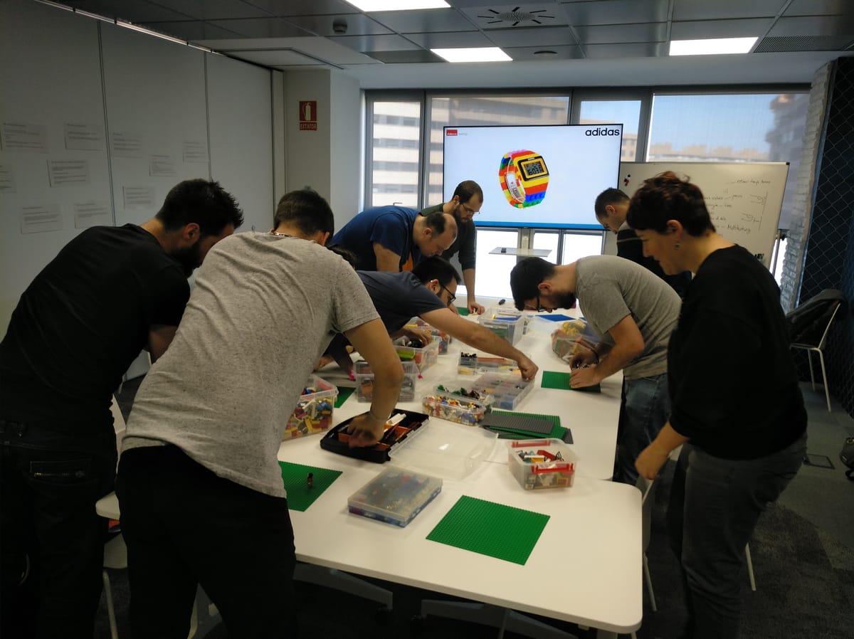 lego serious play · team building activity in Barcelona for companies · foto 9
