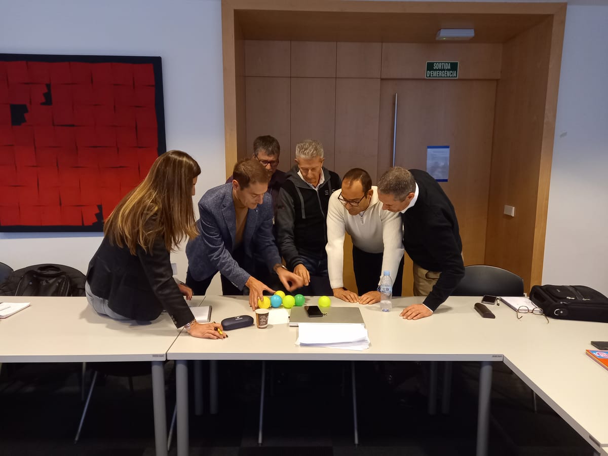 scrum · team building activity in Barcelona for companies · foto 4