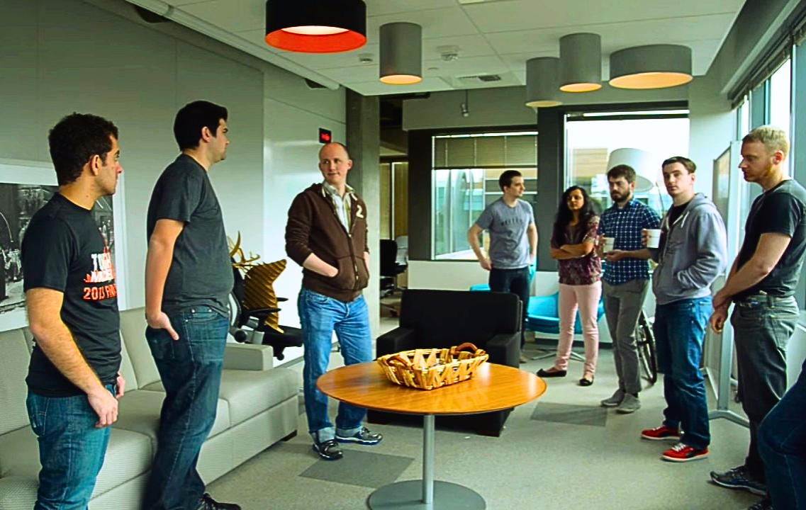 scrum · team building activity in Barcelona for companies · foto 5