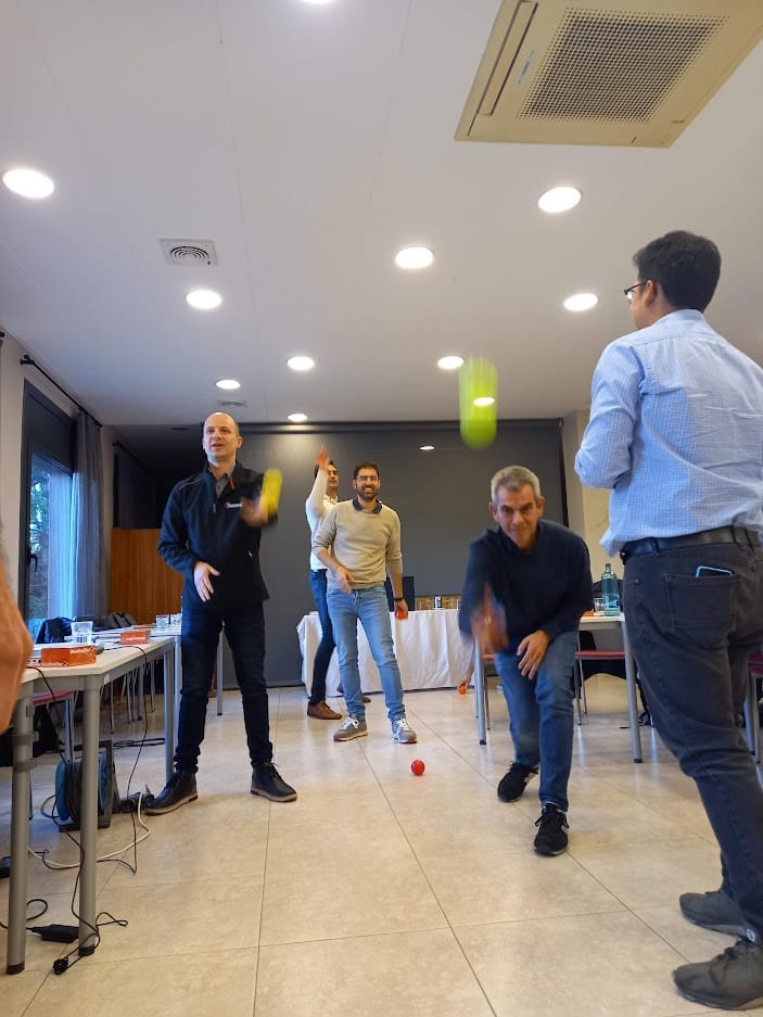 scrum · team building activity in Barcelona for companies · foto 6