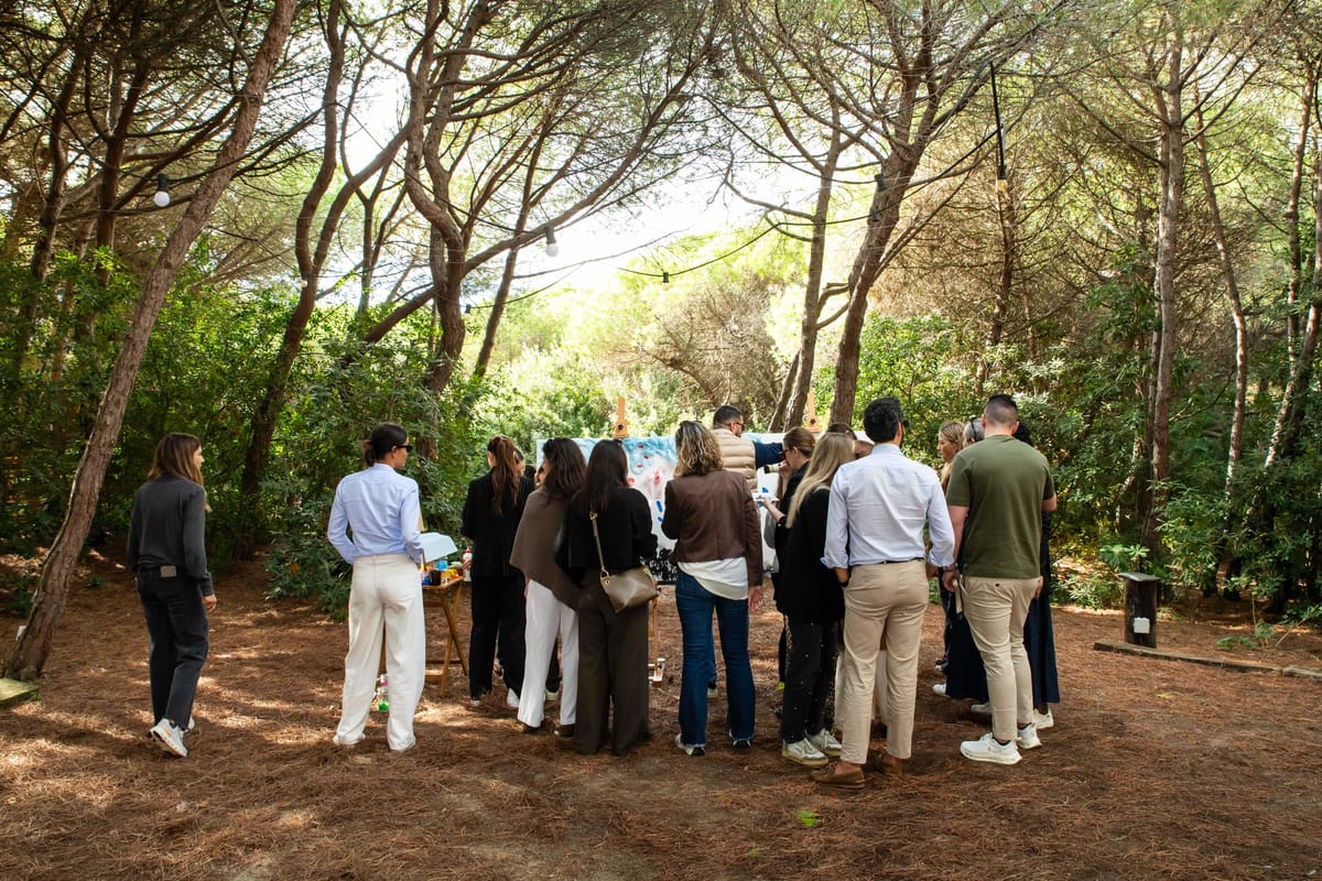 canva · team building activity in Barcelona for companies · foto 10