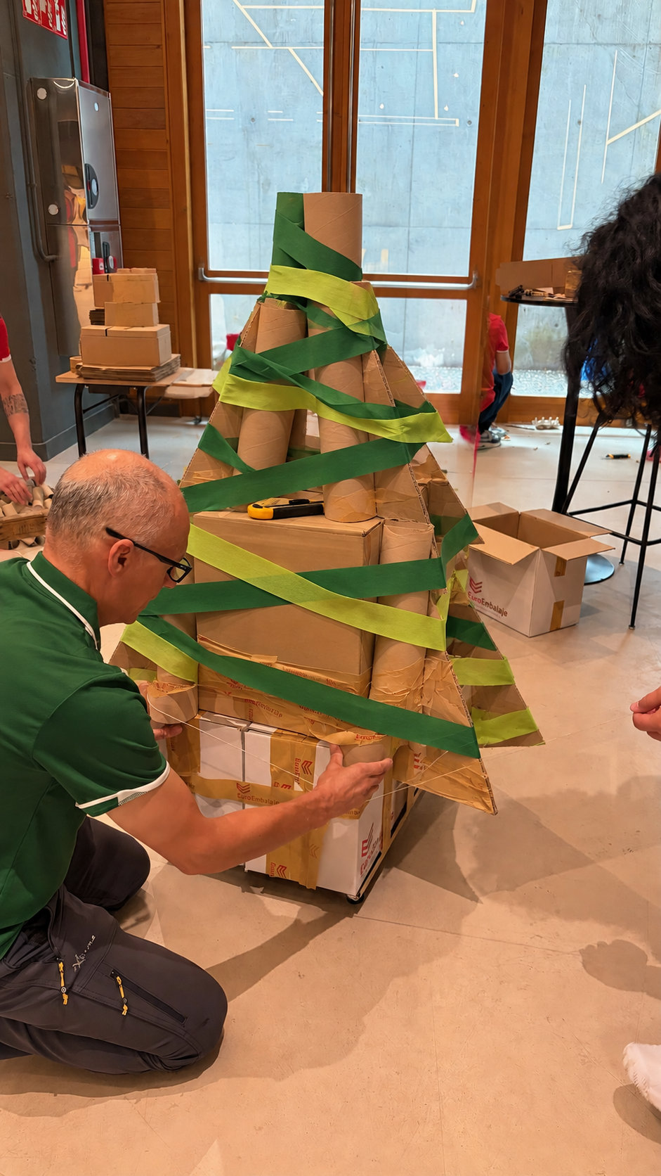 GRINCH VS SANTA · activitat de team building a Barcelona per a empreses · foto 1